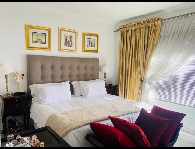 3 BEDROOM APARTMENT FOR SALE IN RAVENSWOOD